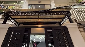 NHÀ MỚI HOÀNG HOA THÁM TÂY HỒ 5T QUY HOẠCH RA SÁT PHỐ GIÁ NHỈNH 9 TỶ