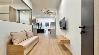 CĂN HỘ 1PN-1PK BAN CÔNG TÁCH BẾP RỘNG 50m2 THANG MÁY CỘNG HOÀ TÂN BINH