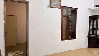 Phố Mai Dịch, Cho thuê căn tập thêt