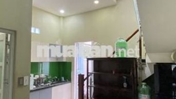 Cho thuê tầng trệt 55m², 1 P.Ngủ, nội thất cơ bản, hẻm yên tĩnh.