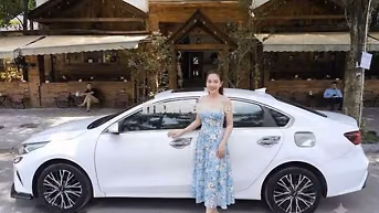 Kia K3 2022 1.6 bản đủ Trắng Siêu lướt