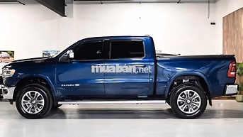 RAM 1500 Longhorn 2024 5.7L 4x4 Xanh