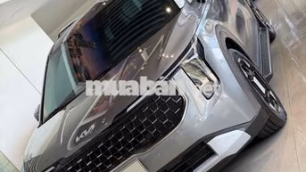 Kia Carnival 2.2D Luxury 8 chỗ 2025 Xám