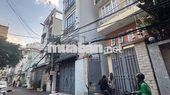 HXH Ngủ trong nhà khu dân trí toàn nhà cao tầng Ngay Phan Đăng Lưu PN