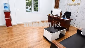 Văn phòng 35m² chỉ 6 triệu - Mặt phố Nguyễn Ngọc Vũ, view thoáng đẹp