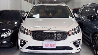 Kia Sedona 2020 bản full dầu Trắng 7 chỗ