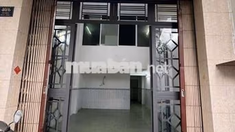 Cho thuê nhà nguyên căn hẻm xe hơi