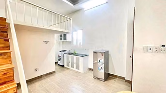 DUPLEX FULL NỘI THẤT MÁY GIẶT RIEWNG CỬA SỔ TRỜI ĐỐI DIỆN ETOWN