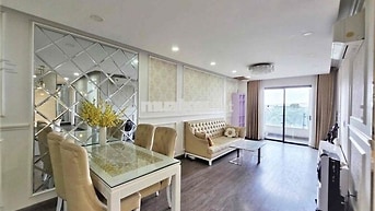 Cho thuê căn hộ 2 phòng ngủ. chung cư Garden Gate. gần cv Gia Định