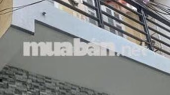 nhà sạch sẻ vô ở liền khu VIP 2 lầu 2 phòng ngủ 