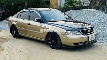 Cần tiền bán xe tâm huyết Ford mondeo