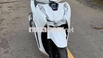 Honda SH 150 ABS Trắng