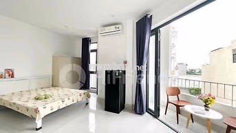 STUDIO FULL NỘI THẤT BAN CÔNG SIÊU THOÁNG NGAY GẦN BỆNH VIỆN BÌNH TÂN