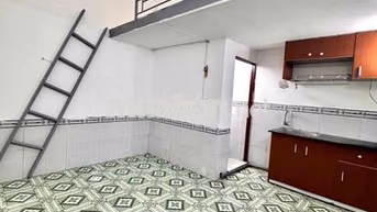 Trọ dãy trệt xe dẫn vào phòng gần Chế Lan Viên