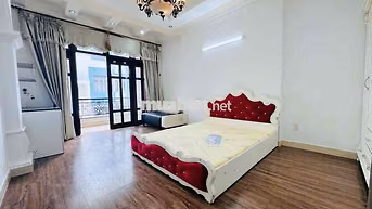 PHÒNG BANCOL RIÊNG LẦU 2 NỘI THẤT NGAY LĂMG CHA CẢ TÂN BÌNH