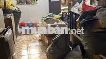 kho hàng để trống, cho bạn nào có nhu cầu ở trọ giá rẻ