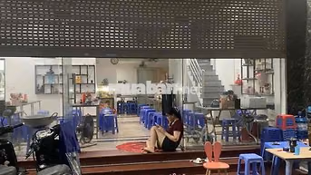 cho thuê căn chân đế chung cư tầng 1 toà ct2 vằn khê hà đông hà nôi ,