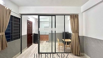 PHÒNG TRỌ 1 PHÒNG NGỦ - THANG MÁY - TÁCH BẾP -  KẾ BÊN ĐẠI HỌC Y DƯỢC