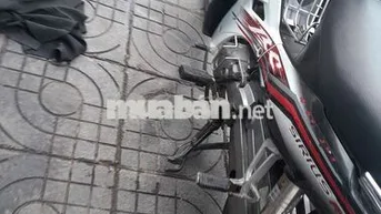 Yamaha Sirius RC Đen, trắng, 