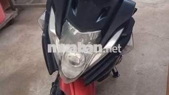 Yamaha Nouvo SX Đen, Đỏ Xăng