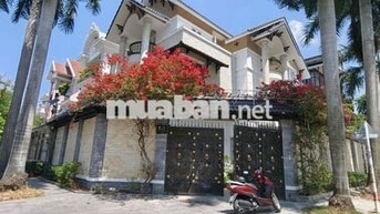 Cho Thuê BT Góc Gần Aeon, DT 12x20 / Nhà Mới Full Nội Thất 位于永旺购物中心（Ae