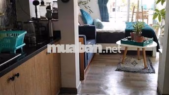 CHO THUÊ CĂN HỘ BAN CÔNG STYLE SIÊU THƠ Ở TRẦN HƯNG ĐẠO QUẬN 1 GIÁ RẺ
