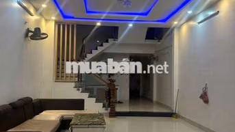 Cho thuê nhà hoà xuân đường cổ mân mai nhà 2 tầng .3pn . giá 8 triệu
