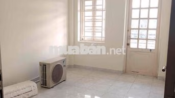 Phòng ban công, full tien ich Tô Hiến Thành Q10 - gần UEH, Huflit, BKU