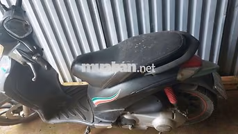 Piaggio Liberty 2012 màu xanh.