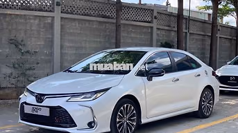 Toyota Corolla Altis 1.8V 2025 Trắng 15.000 km