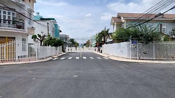 BÁN NHÀ VĂN PHÒNG KINH DOANH MẶT TIỀN ĐƯỜNG LỚN KHU SAO MAI LONG XUYÊN