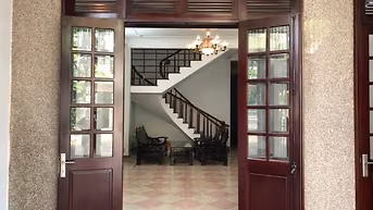 CHO THUÊ NHÀ NGUYÊN CĂN 2 TẦNG ĐƯỜNG VŨ HỮU – HOÀ CƯỜNG-15TR