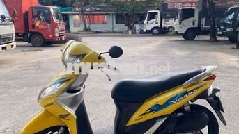Honda Vision 2011 Vàng GIẤY TỜ ĐẦY ĐỦ