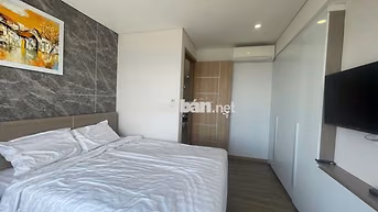 Cần bán căn góc Fhome 2pn tầng cao view đẹp ngay trung tâm thành phố