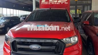Ford Ranger Số sàn màu Đỏ
