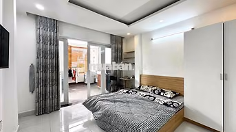 ĐƯỜNG LỚN, TÁCH BẾP BAN CÔNG SIÊU RỘNG RÃI THOÁNG MÁT