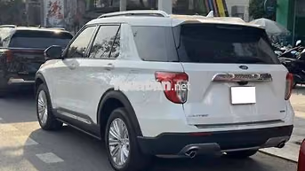 Ford Explorer 2023 Trắng 3.300 km