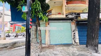 CHO THUÊ GỐC NGAY ĐÈN XANH ĐỎ-TRẦN VĂN KIỂU -QUẬN 6