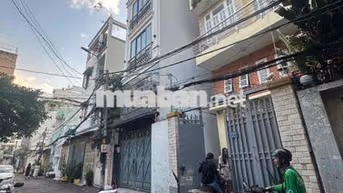 NHỈNH 7 TỶ NHÀ TRONG BIỆT THỰ SANG TRỌNG  KHU CÁN BỘ CAO CẤP SÂN RỘNG