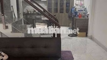 Tìm nữ ở ghép giá đã bao gồm điện nước.1 Phòng lớn 3ng.