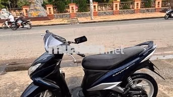 Yamaha Luvias FI Xanh đen
