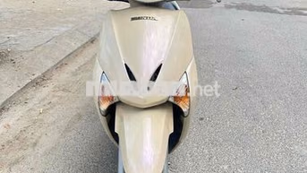 Honda Lead Vàng kem Tự động