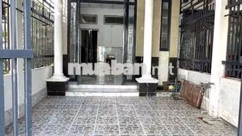 Nhà rộng 2 phòng đậu oto KDC 3A