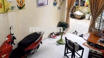 Cho thuê nhà hẻm Nguyễn Trung Trực 4x8,5m 1 lầu 2pn giá 12 Triệu TL 