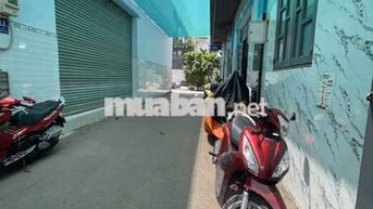 Nhà thuê 6,5 triệu 2 tầng 3 phòng ngủ 2 vệ sinh liên khu 4-5