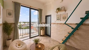 CHDV MỚI KENG FULL NỘI THẤT BAN CÔNG 10P QUA ĐẠI HỌC NGUYỄN TẤT THÀNH