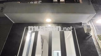 (HHMG40tr) Nhà 2 lầu ngay Ngã Tư  Lạc Long Quân Âu Cơ