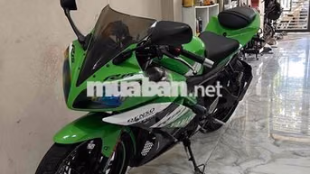 Yamaha R15v2 2016