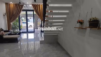 CHO THUÊ NHÀ 3 TẦNG ĐƯỜNG DIÊN HỒNG, HOÀ XUÂN, ĐÀ NẴNG