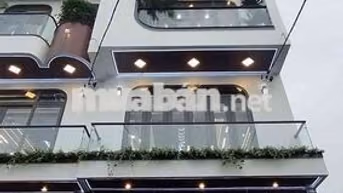 4m*20m - 6 tầng - thang máy - mặt tiền 8m - có lề 4m
